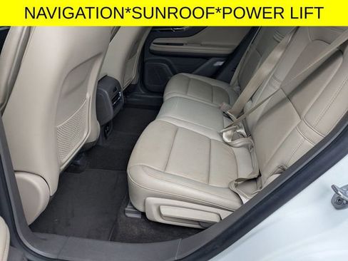 Used 2022 Lincoln Corsair Reserve w/ Elements Package image 28