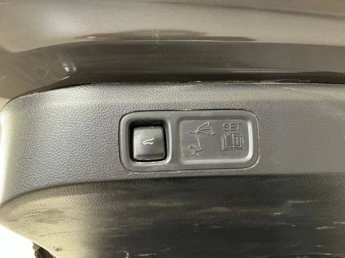 Used 2024 Lincoln Navigator L Black Label AWD/4WD image 30