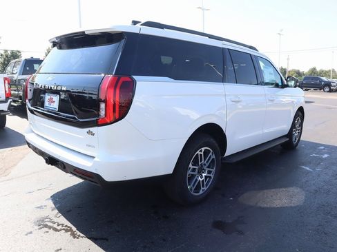 New 2025 Ford Expedition Max Active image 22
