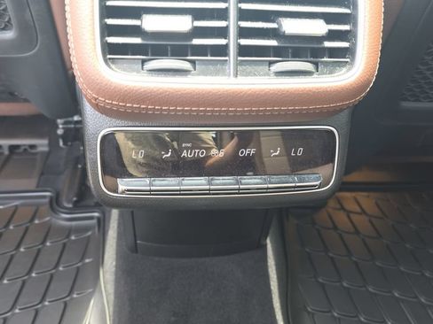 Certified 2024 Mercedes-Benz GLS 450 4MATIC image 31