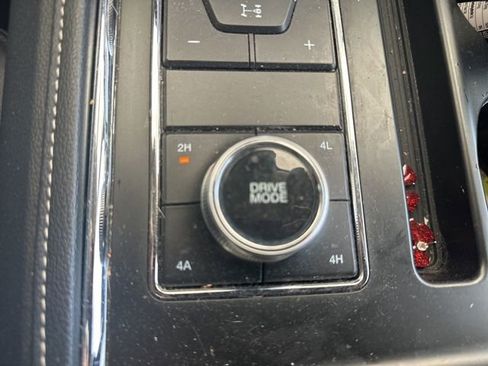 Used 2022 Ford Expedition Max XLT AWD/4WD image 19