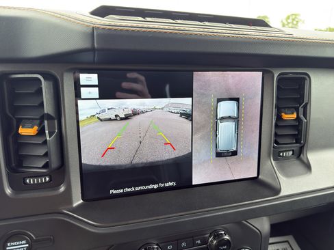 Certified 2024 Ford Bronco Badlands AWD/4WD image 30