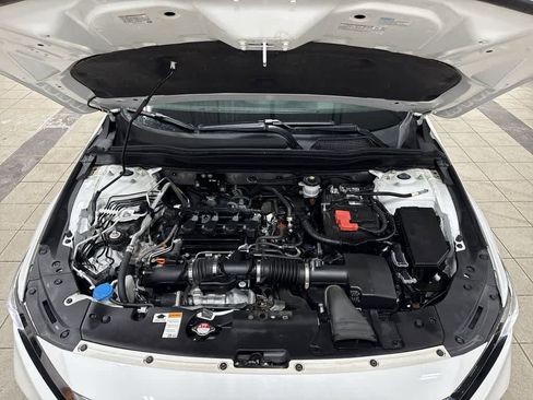 Used 2022 Honda Accord Sport image 12