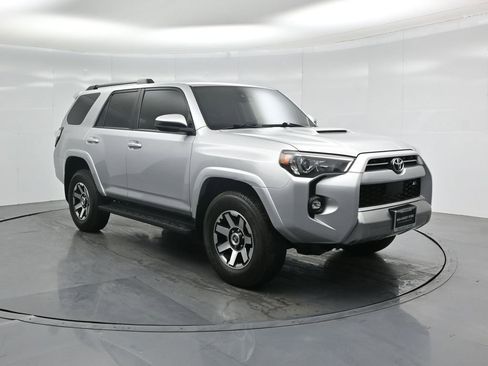 Used 2021 Toyota 4Runner TRD Off-Road image 25