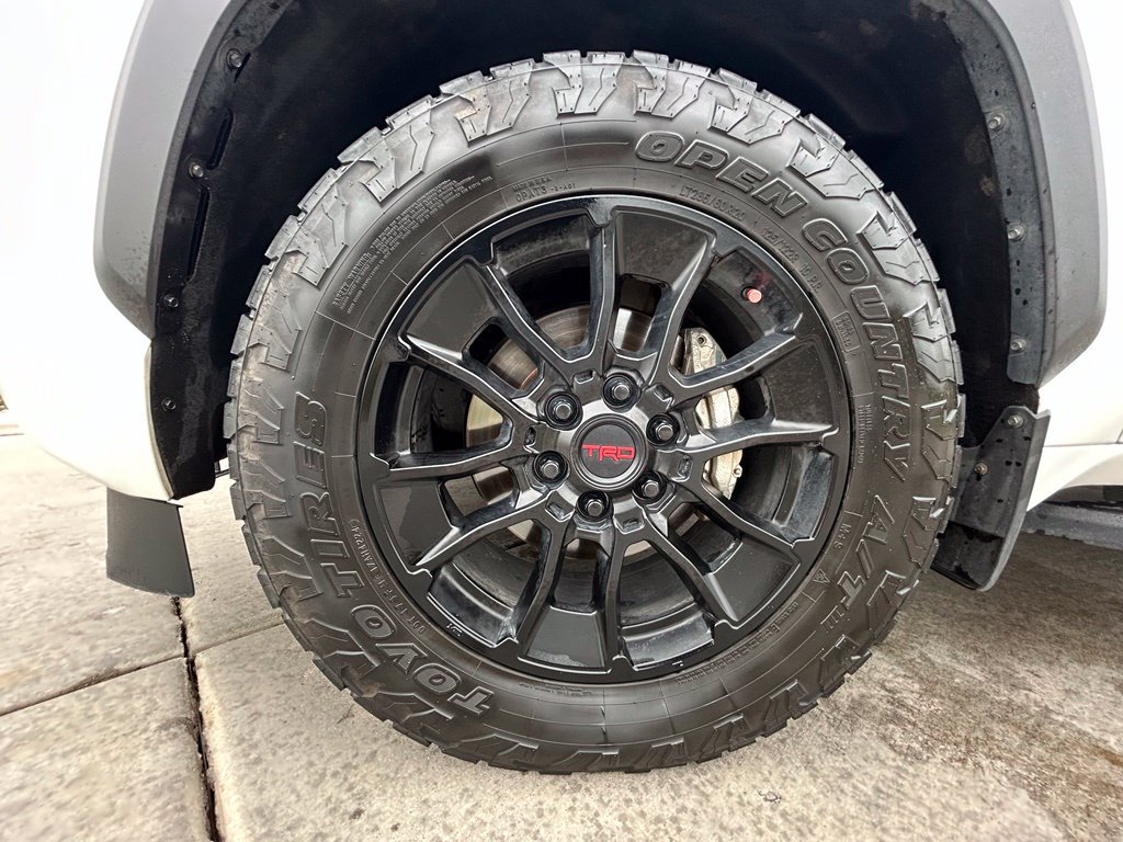 Used 2024 Toyota Sequoia Limited w/ TRD Off-Road Package AWD/4WD image 37