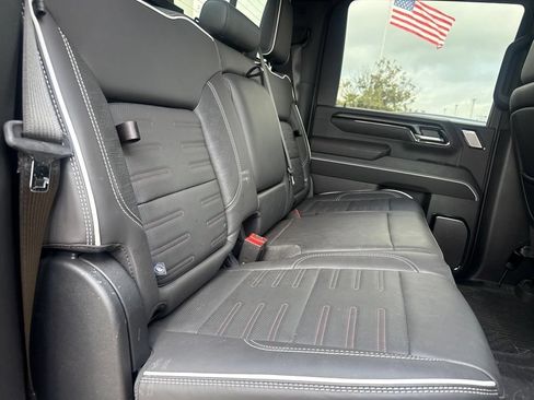 Used 2025 GMC Sierra 2500 AT4X w/ AT4X AEV Edition AWD/4WD image 6
