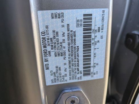 New 2026 Lincoln Nautilus Reserve image 18