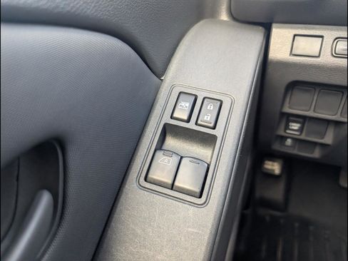 Used 2022 Nissan Frontier S image 16