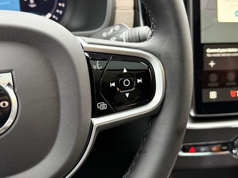 New 2026 Volvo XC90 B6 Plus image 17