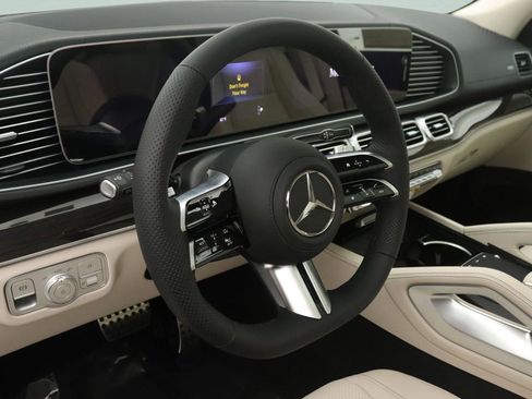New 2026 Mercedes-Benz GLS 450 4MATIC image 4