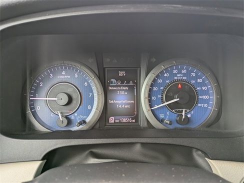 Used 2016 Toyota Sienna XLE image 31