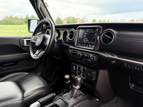 Used 2022 Jeep Wrangler Unlimited Rubicon 4xe image 28