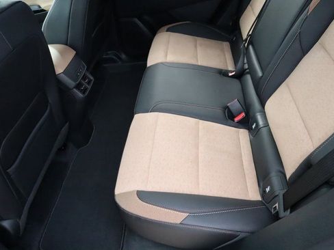 New 2026 Chevrolet Equinox ACTIV w/ Convenience Package III FWD image 12