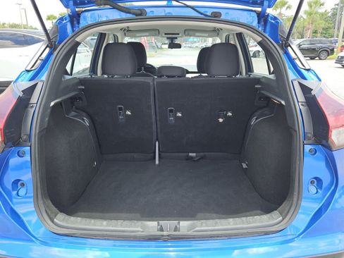 Used 2021 Nissan Kicks SV FWD image 6
