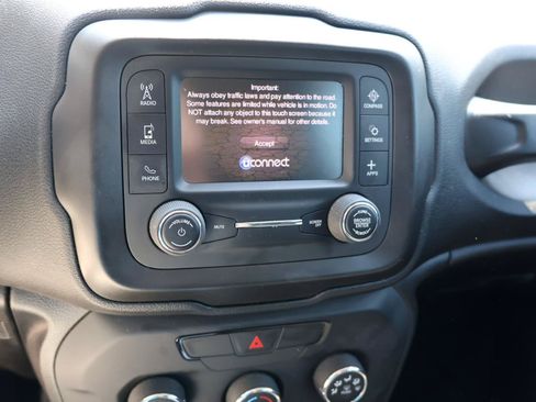 Used 2020 Jeep Renegade Sport FWD image 14
