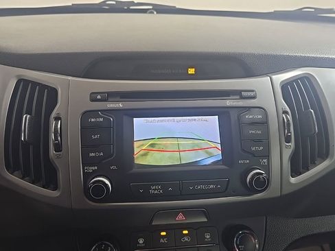 Used 2015 Kia Sportage LX image 10