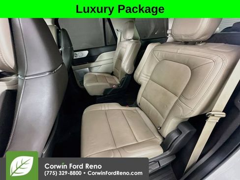 Used 2022 Lincoln Navigator Reserve AWD/4WD image 24