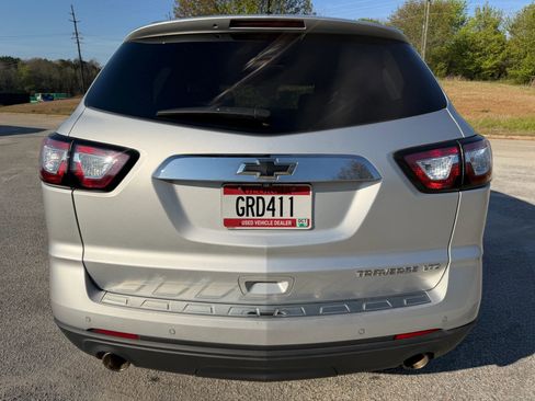 Used 2016 Chevrolet Traverse LTZ image 4