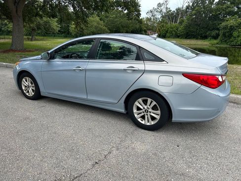Used 2011 Hyundai Sonata GLS w/ Popular Equipment Pkg 2 FWD image 4