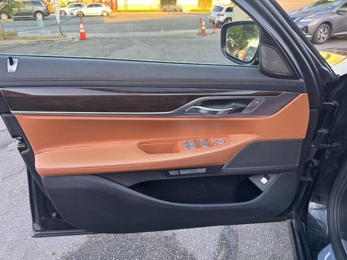 Used 2016 BMW 740i RWD image 20