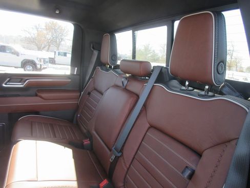 New 2026 GMC Sierra 2500 Denali Ultimate w/ Max Trailering Package image 14