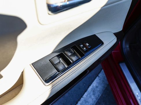 Used 2016 Lexus ES 350 image 11