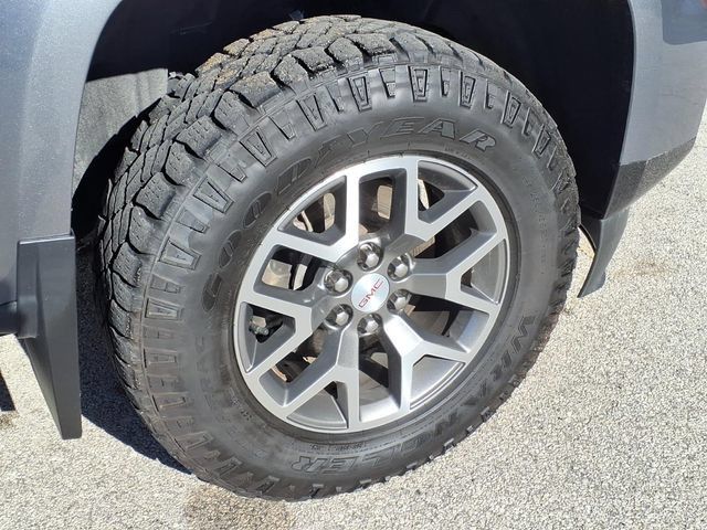 Used 2021 GMC Canyon AT4 w/ Driver Alert Package AWD/4WD image 11