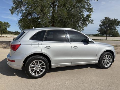 Used 2011 Audi Q5 2.0T Premium Plus AWD/4WD image 28