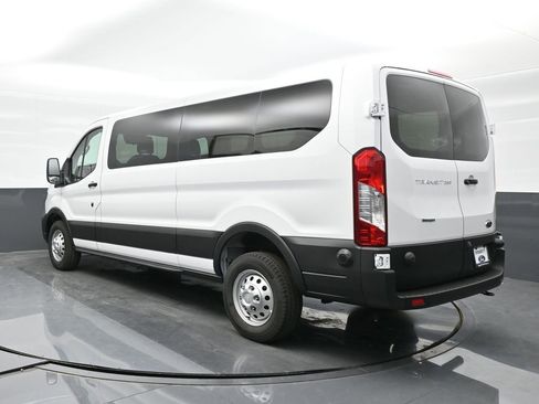 New 2024 Ford Transit 250 Low Roof RWD image 5
