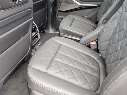 New 2026 BMW X7 xDrive40i image 15