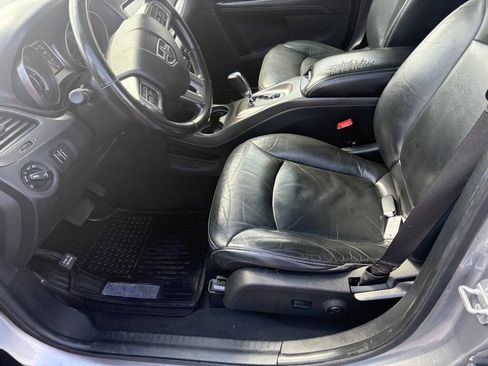 Used 2018 Dodge Journey Crossroad w/ Nav & Sun Group AWD/4WD image 13