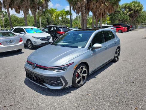 New 2026 Volkswagen GTI SE FWD image 8
