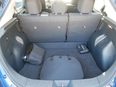 Certified 2024 Nissan Leaf S FWD image 18