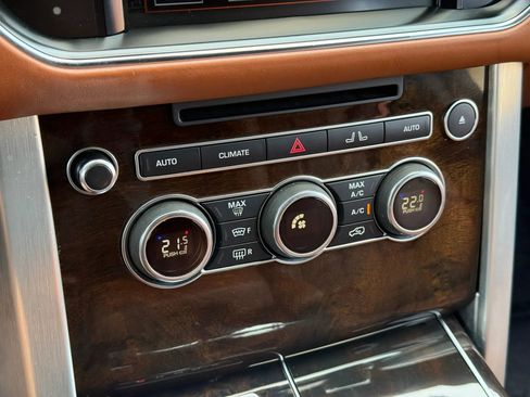 Used 2016 Land Rover Range Rover Autobiography AWD/4WD image 25
