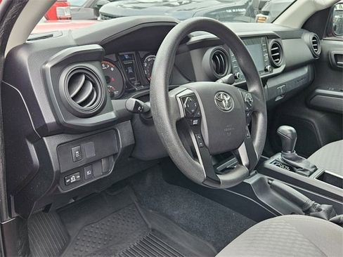 Used 2021 Toyota Tacoma SR image 3