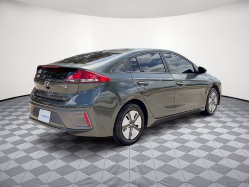 Used 2022 Hyundai Ioniq Blue FWD image 9