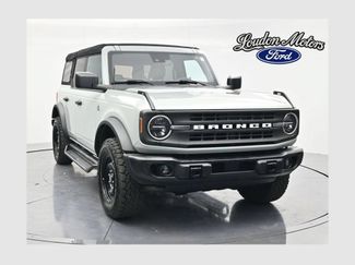 Used 2023 Ford Bronco Black Diamond AWD/4WD video 1
