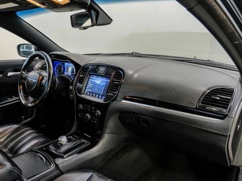 Used 2021 Chrysler 300 S RWD image 17