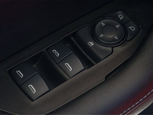 Used 2024 Chevrolet Blazer LT w/ Convenience Package image 20