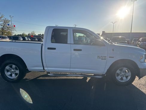 Used 2019 RAM 1500 Tradesman w/ Chrome Plus Package RWD image 4