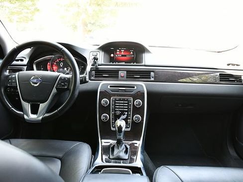 Used 2016 Volvo XC70 T5 Platinum AWD/4WD image 17