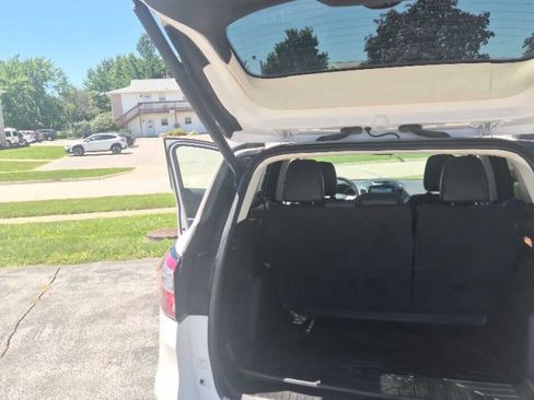 Used 2018 Ford Escape SEL w/ Canadian Touring Package AWD/4WD image 12