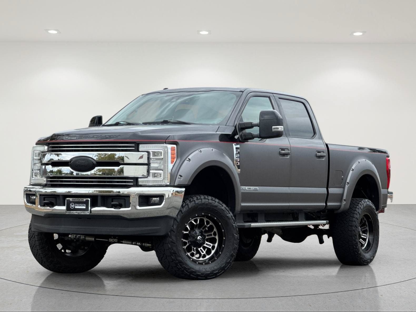 Used 2017 Ford F250 Lariat w/ Lariat Ultimate Package AWD/4WD image 2