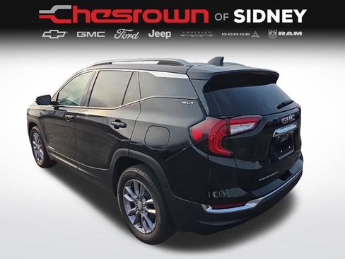 Used 2022 GMC Terrain SLT w/ Infotainment Package II AWD/4WD image 7