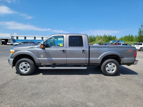 Used 2011 Ford F250 XLT w/ XLT Premium Pkg AWD/4WD image 2