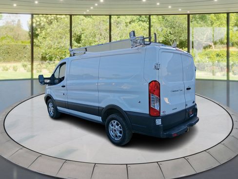 Used 2016 Ford Transit 250 130 Low Roof image 7