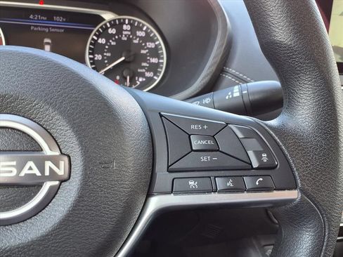 Used 2024 Nissan Sentra SV FWD image 25