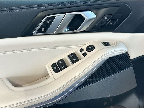 Certified 2024 BMW X5 M60i w/ Climate Comfort Package image 18