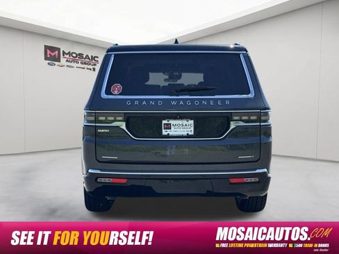 Used 2022 Jeep Grand Wagoneer Series II AWD/4WD image 6