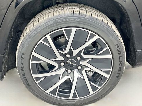 Used 2025 Jeep Wagoneer S Limited image 42